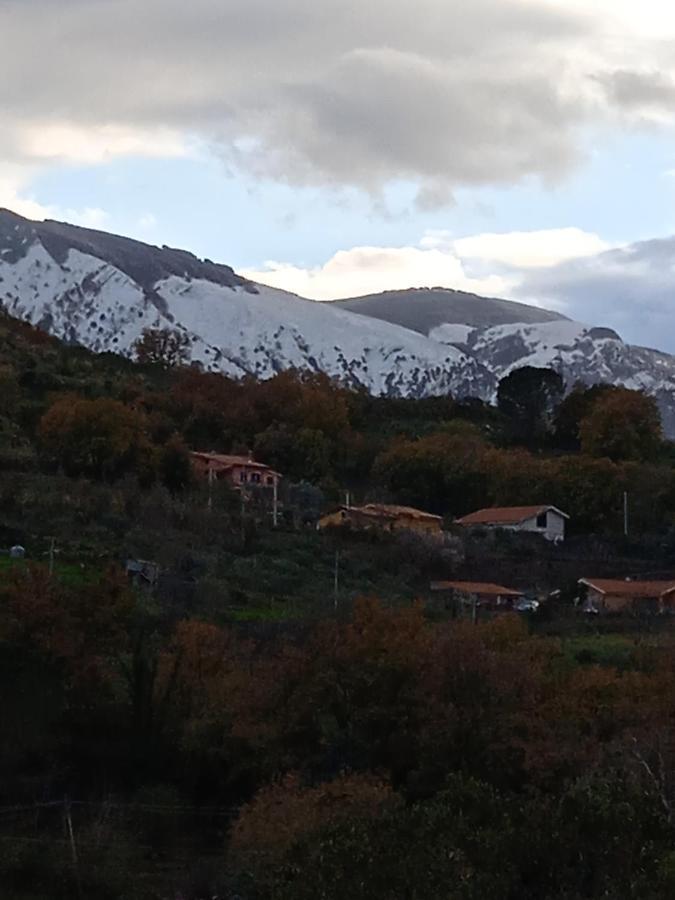 Al Belvedere Isnello المظهر الخارجي الصورة